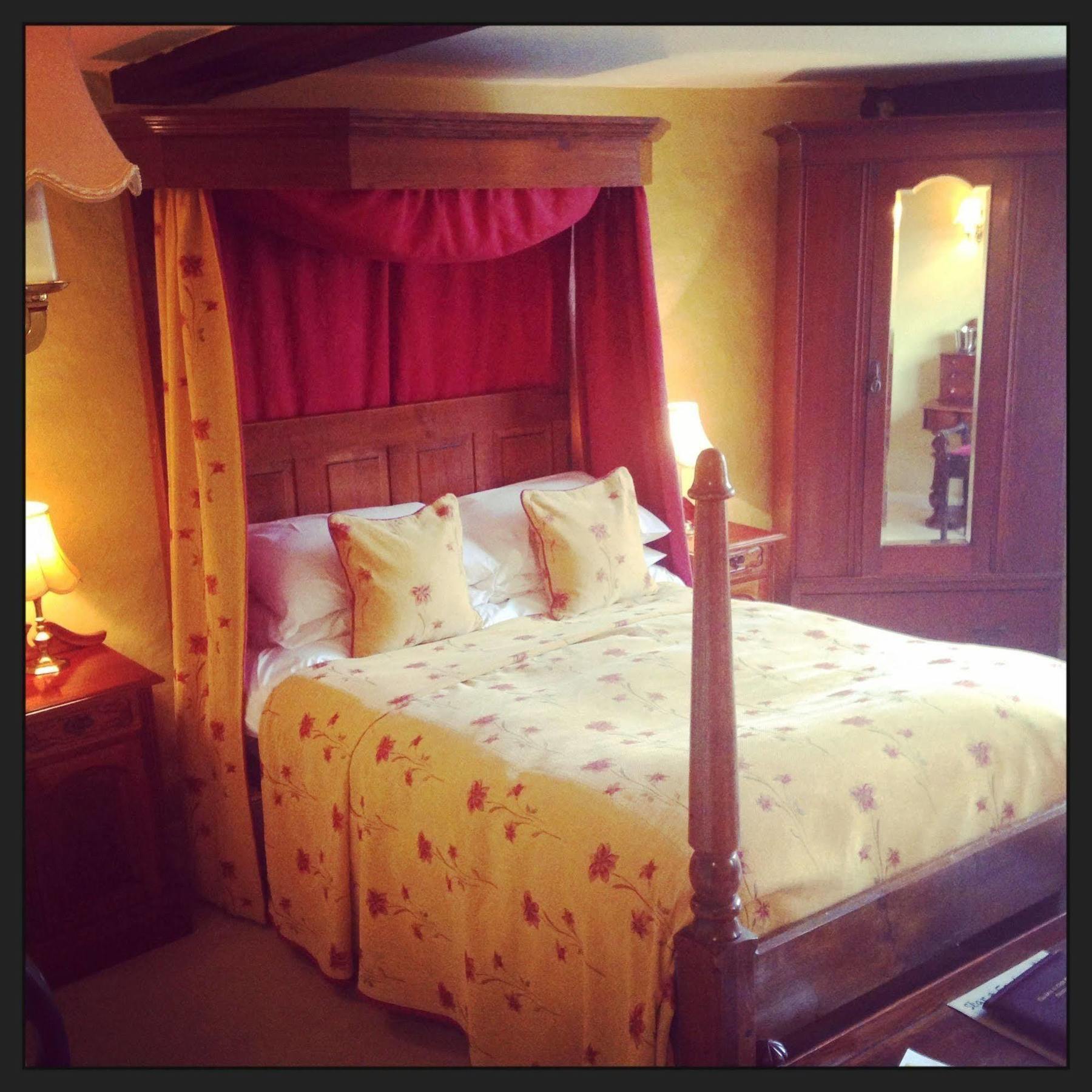 The Star And Eagle Hotel Goudhurst Экстерьер фото